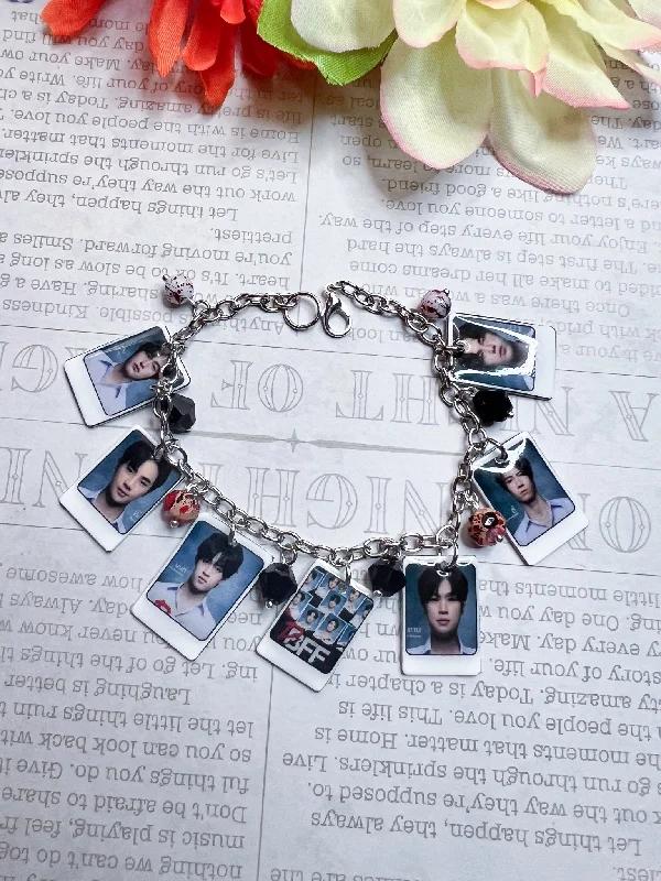 DFF Photocard Bracelet