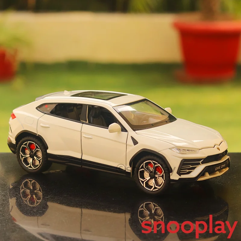 Lamborghini Urus Diecast Car 1:24 Scale Model (2407) with Light & Sound  (Assorted Colors)